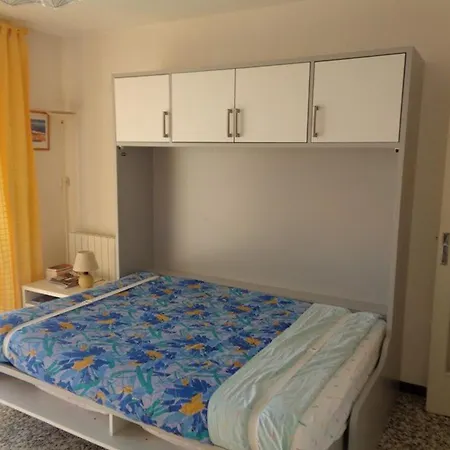 Avec Terrasse Au Lavandou - Fr-1-308-105 Le Lavandou