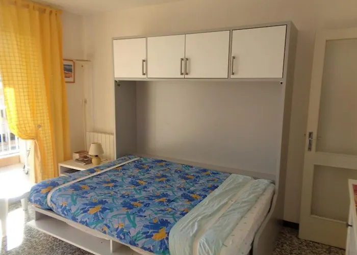 Avec Terrasse Au Lavandou - Fr-1-308-105 Le Lavandou